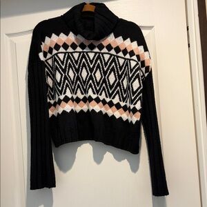 SO Black and White Diamond Pattern Turtleneck Sweater